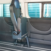 TAF2 auf EasyLeg auf Aluboden in Citroen Jumpy_A0I0752