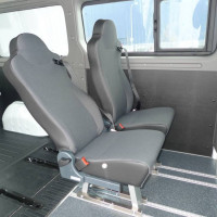 Teilboden mit SICOM2 und EasyLeg in Renault Master